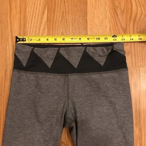 Lululemon Run Inspire Crop II Luxtreme 6 Heathered Deep Coal Cropped Leggings - Picture 10 of 14